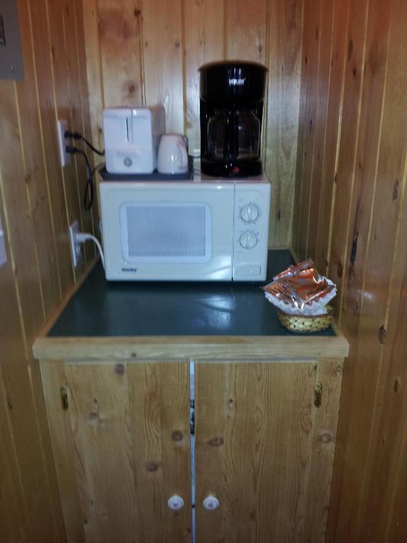Steamboat Mountain Chalets Hotel Spillimacheen Cameră foto