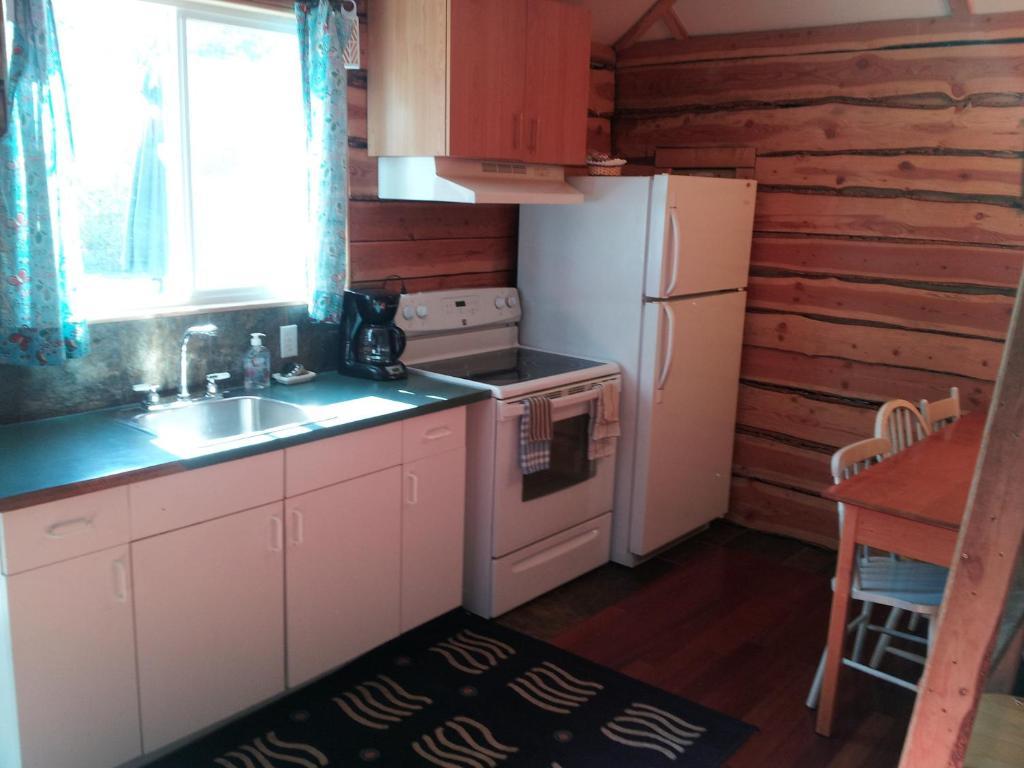 Steamboat Mountain Chalets Hotel Spillimacheen Cameră foto