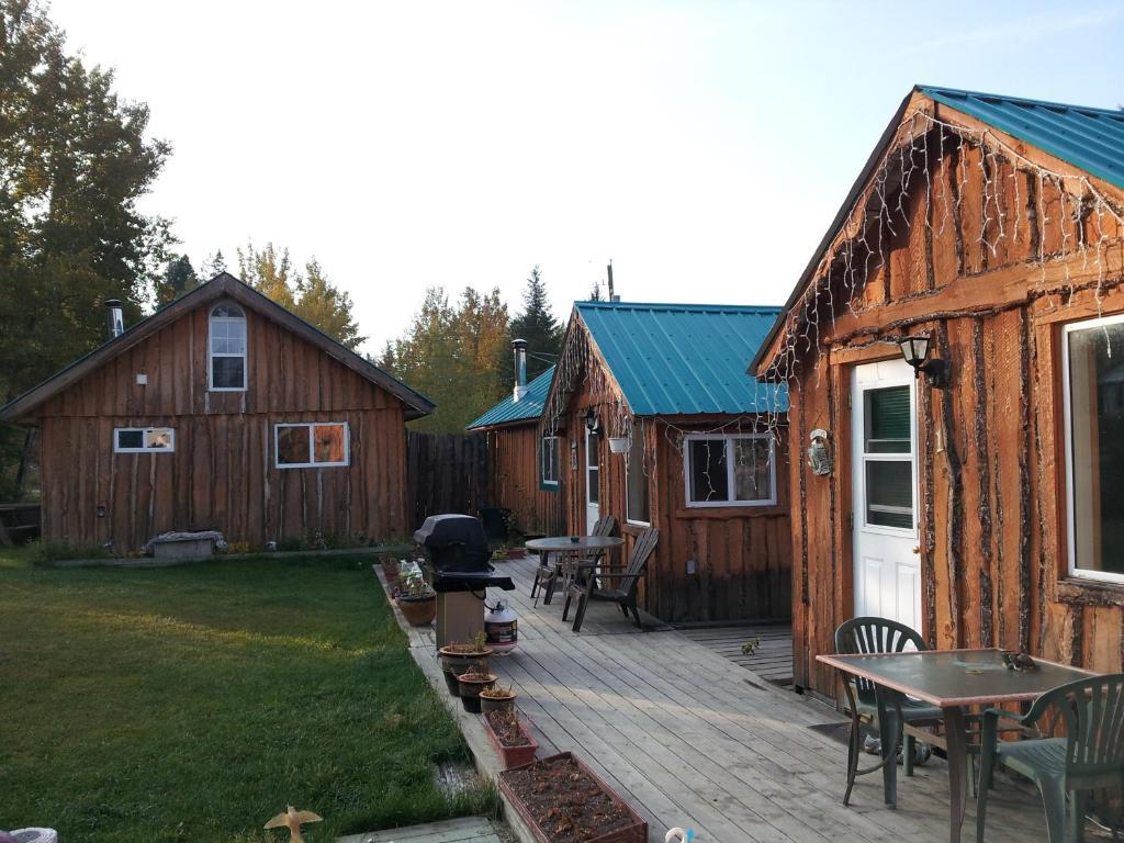 Steamboat Mountain Chalets Hotel Spillimacheen Exterior foto